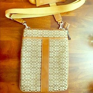 Authentic coach purse small crossbody